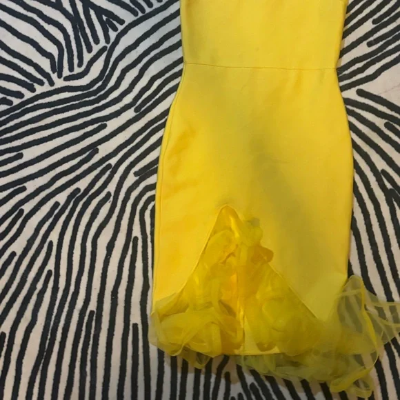 Fashion Nova Sunny Yellow Dress - Picture 2 of 5